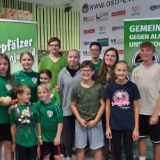 Unsere Gaujugend vertritt den OSB in München